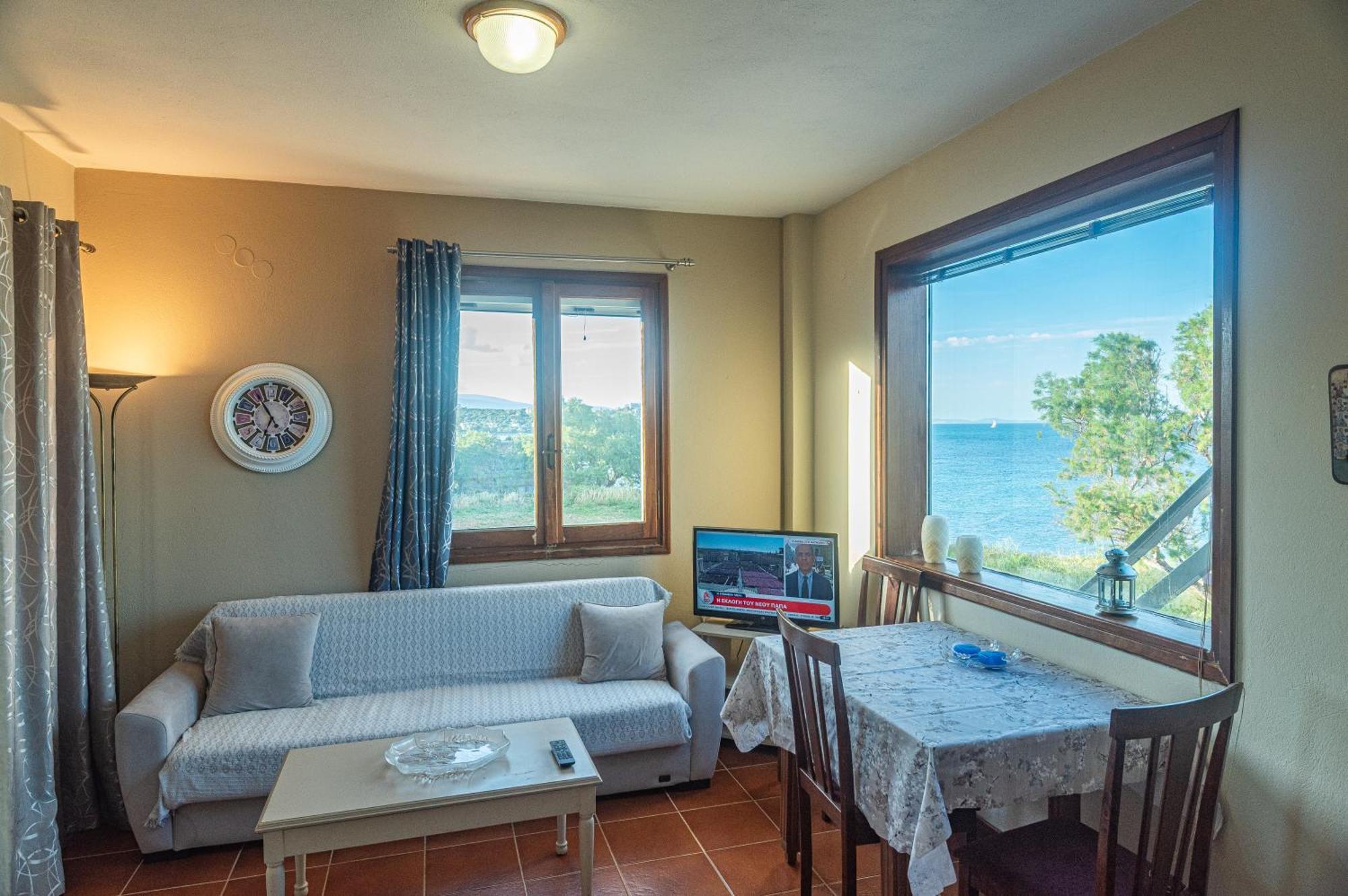 Aegean Bliss Residences - Karfas Luaran gambar